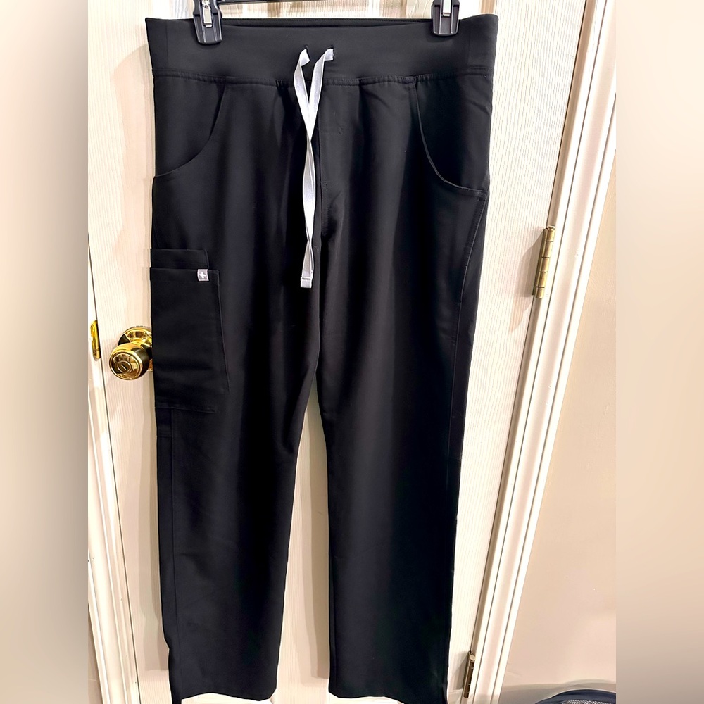 Figs Kade Scrub Pants - Small / Black / Regular